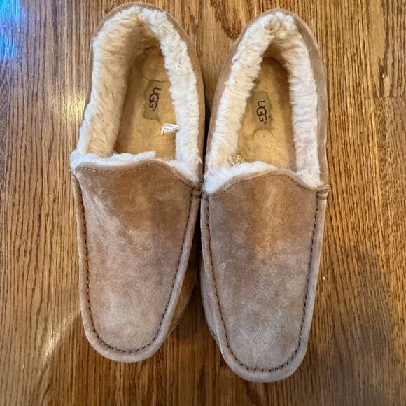 Men's Ugg Slippers Size 10 - Picture 1 of 4